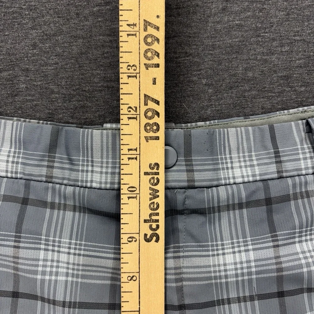 Nike Golf‎ Dri-Fit Tour Performance Shorts Mens 36 Gray Plaid Stretch Preppy